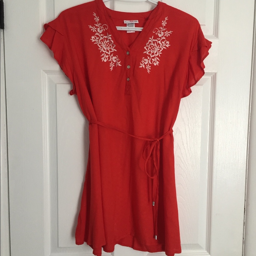 SizeL Red Split Neck Maternity Blouse Embroidered